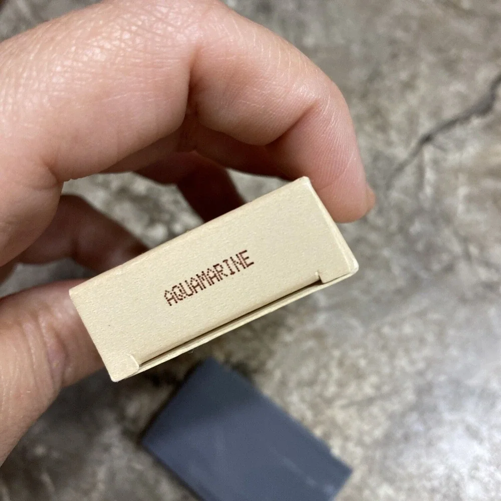 Original Avon Silk‎ Finish Eyeshadow Single In Aquamarine